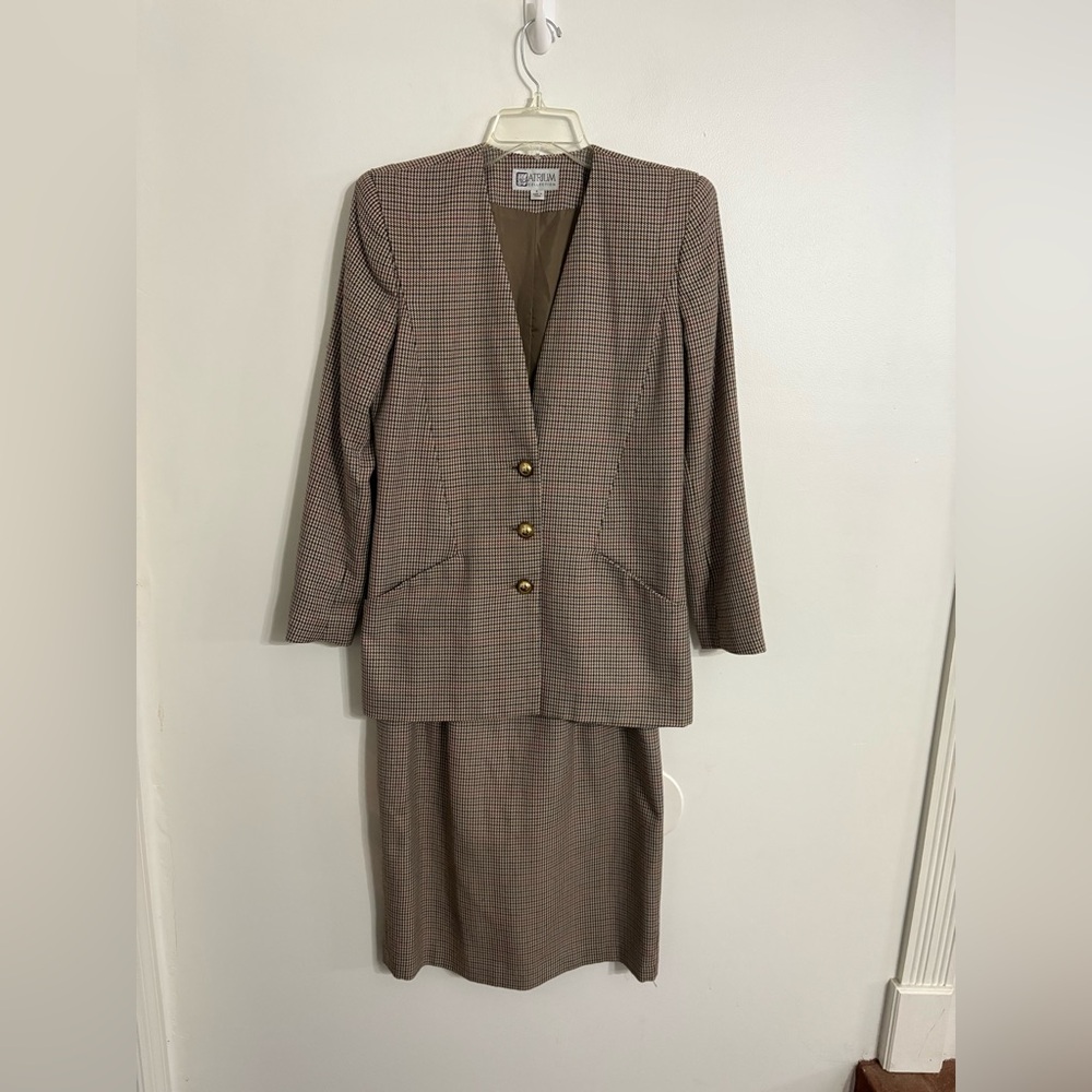 Vintage Atrium Collection Houndstooth Blazer and Skirt Set  Gold Buttons SIZE 6